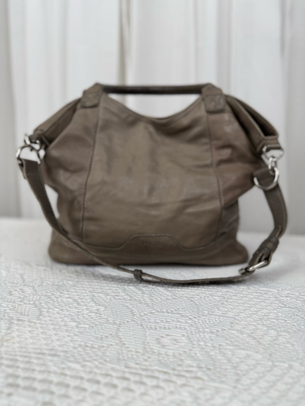 Perlina New York Leather Hobo Shoulder Bag Brown Slouchy Distressed